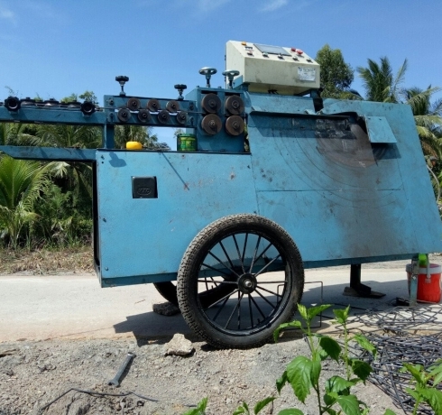 Máy Bẻ Đai Sắt Có Xe Kéo